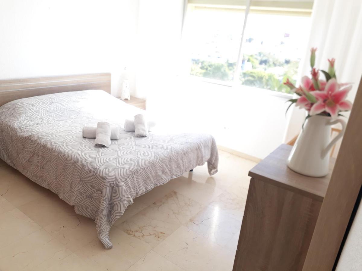 Urbanizacion Puerto Paraiso Estepona Ngoại thất bức ảnh