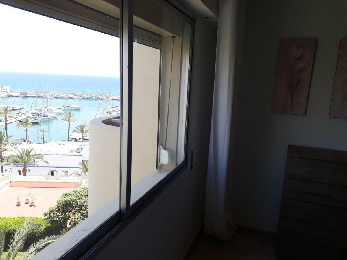 Urbanizacion Puerto Paraiso Estepona Ngoại thất bức ảnh